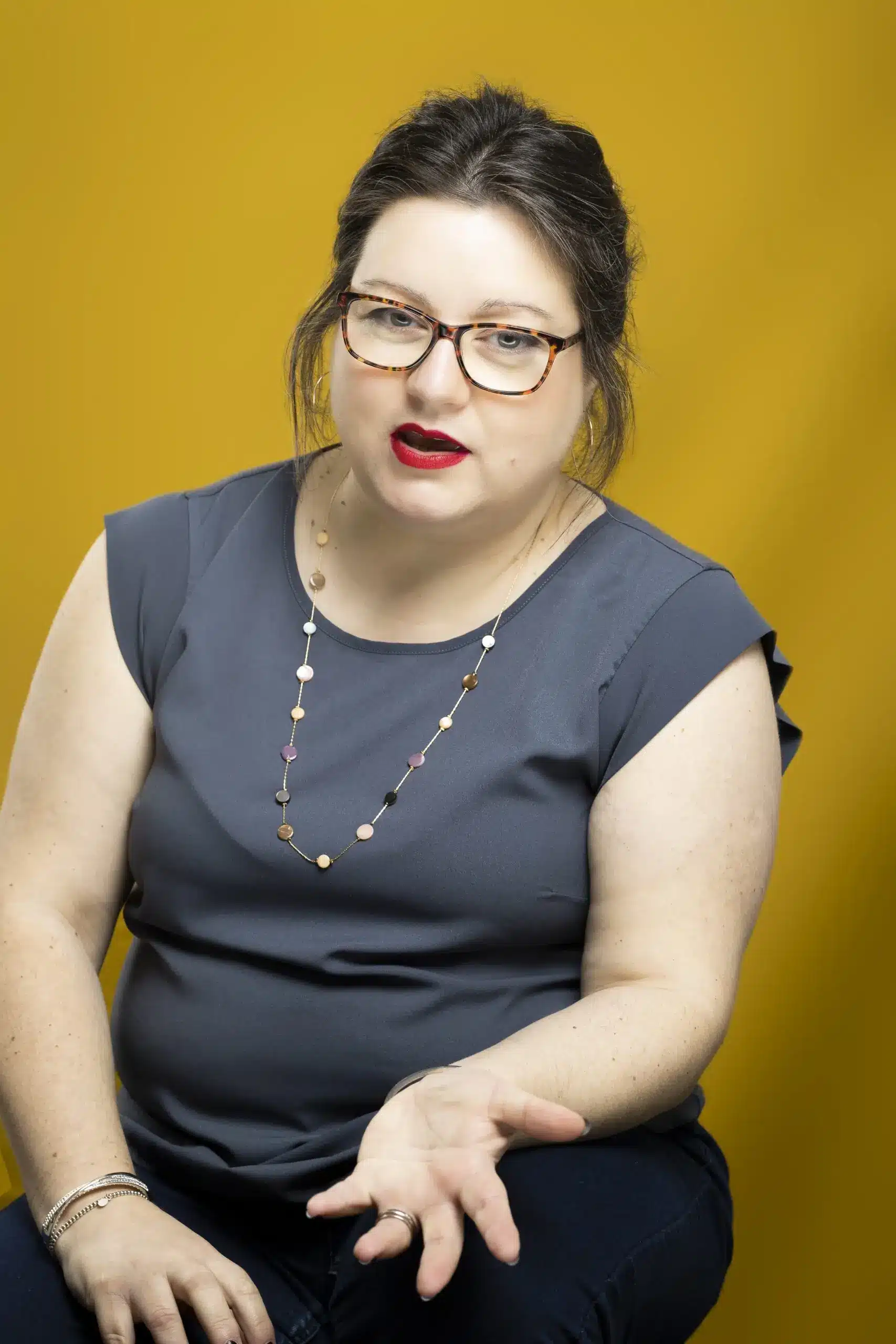 Dr Nia D Thomas, charity sector interim chief executive